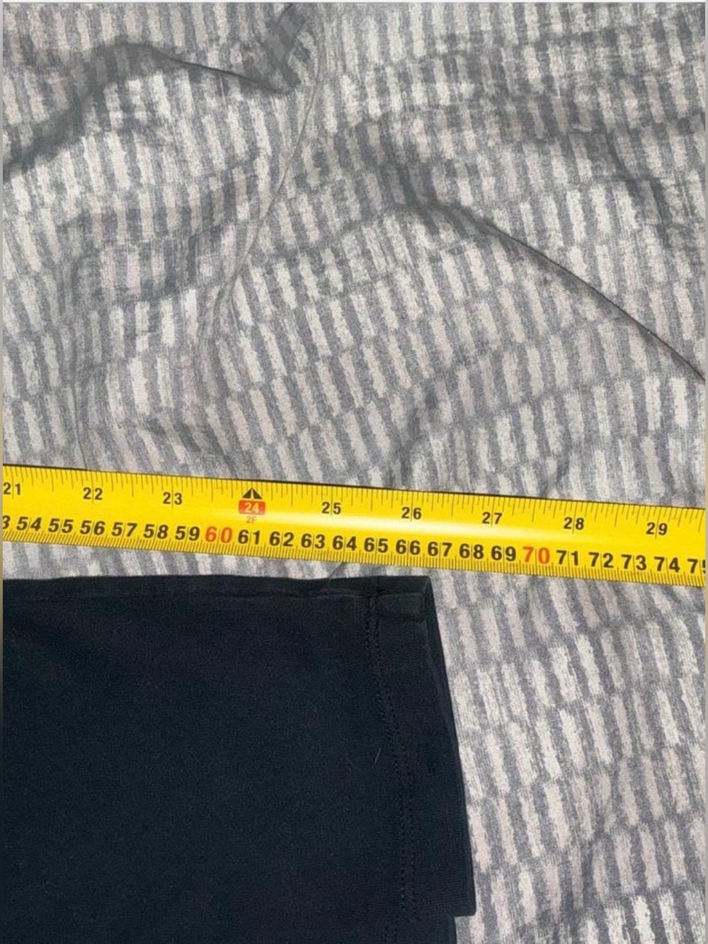 PINK Victoria's Secret black High-Waist Logo Leggings - Picture 5 of 7